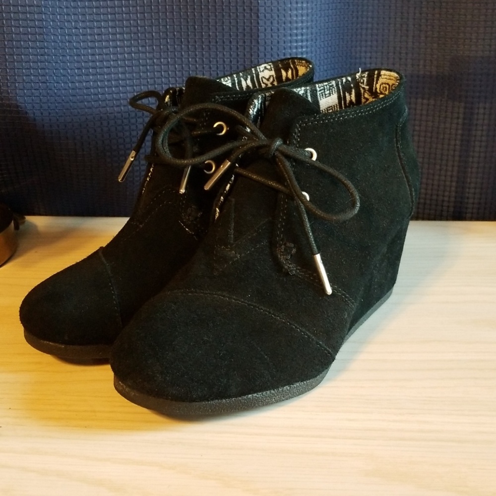 Tom's Wedges
